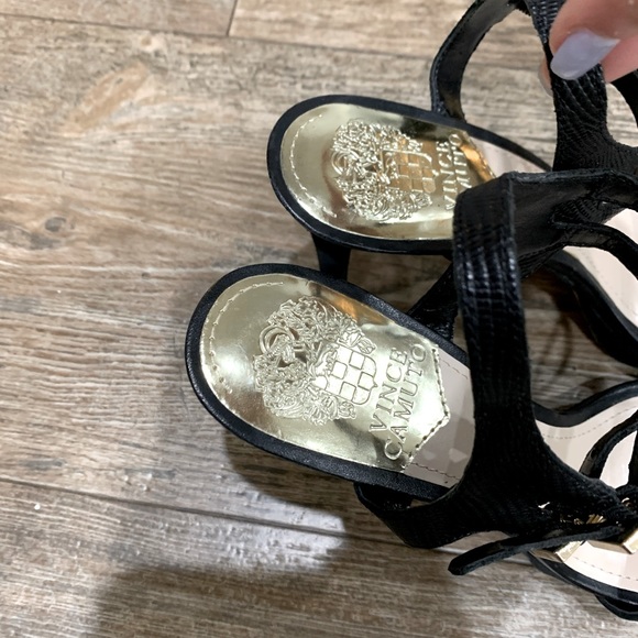 VC Black Strapy Heel - Picture 6 of 6